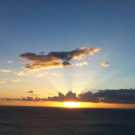 别墅 Homer's Hideaway Volímai