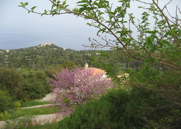 Homer's Hideaway Vilă Volímai