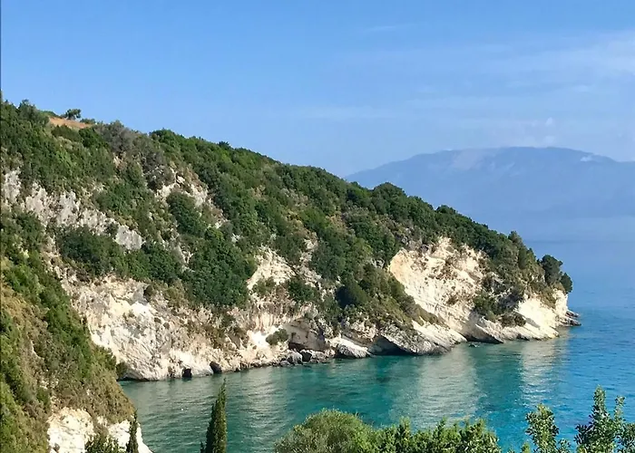 Homer's Hideaway Vilă Volímai